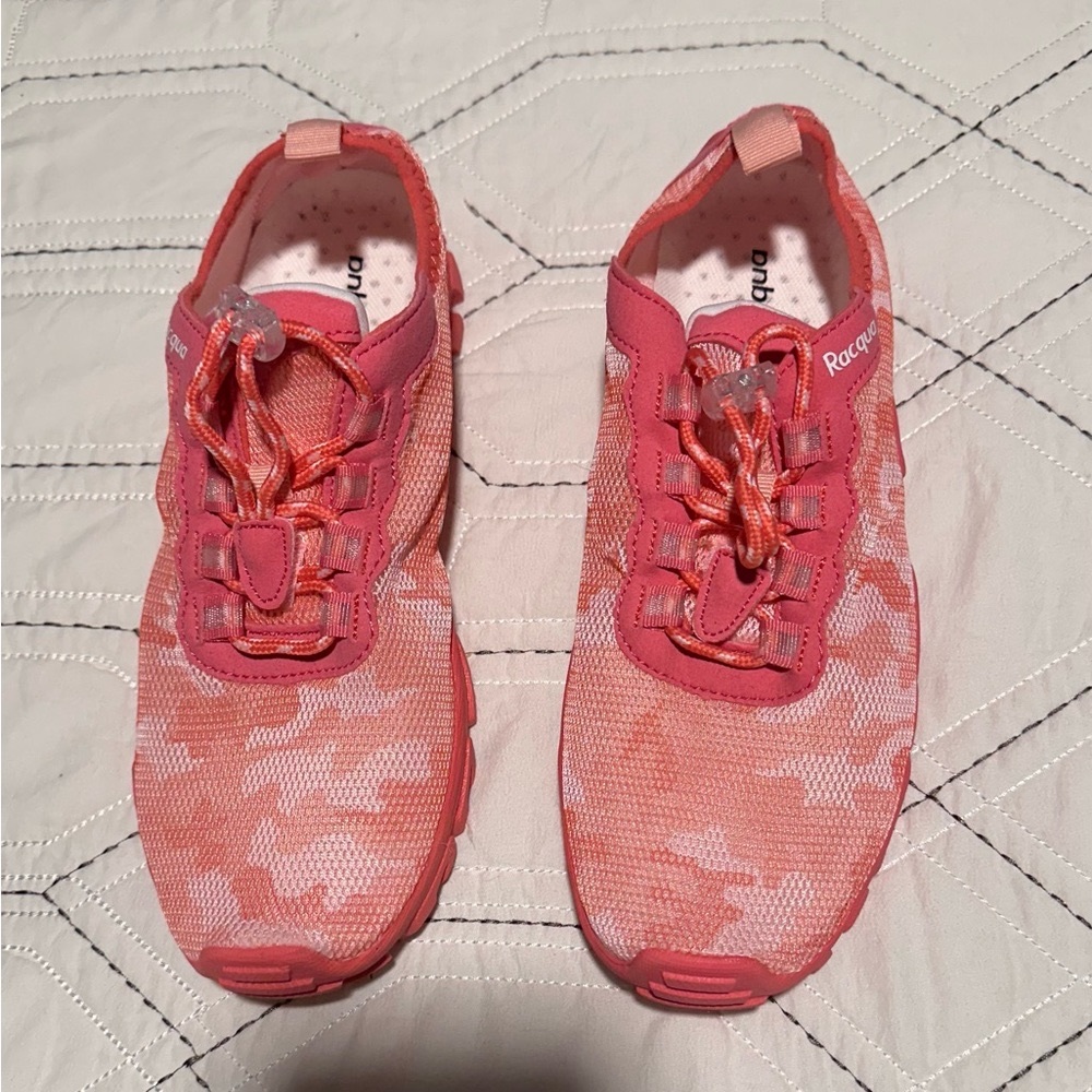 NWOT Racqua Water Shoes Size 8